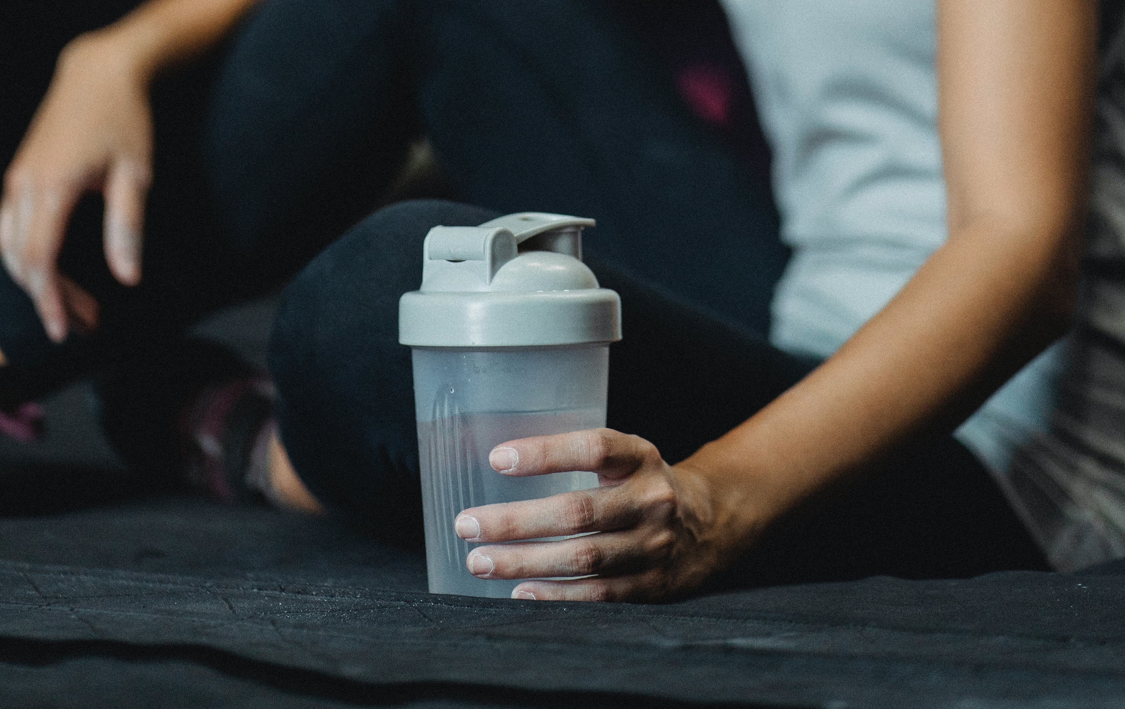 What To Drink Before, During And After A Workout